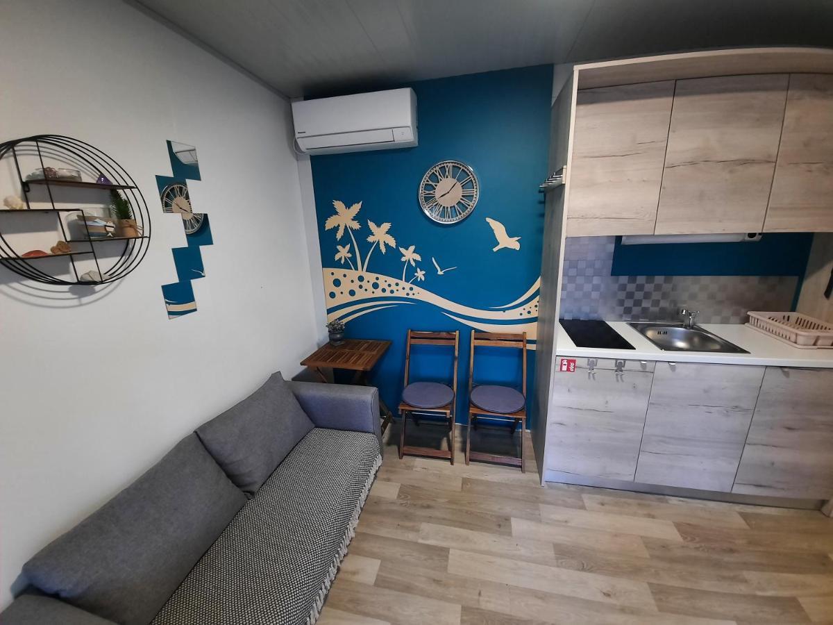 Sand & Relax Privlaka - Mobile Home Gloria Buitenkant foto